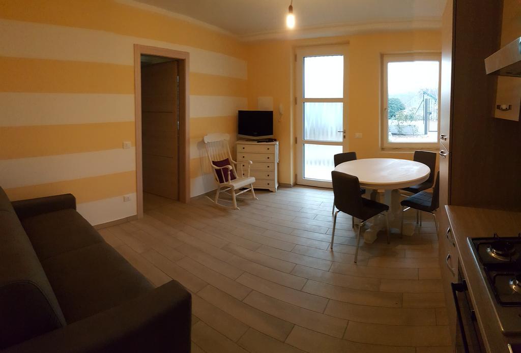 Mimosa Apartments Soiano Del Lago Exterior foto