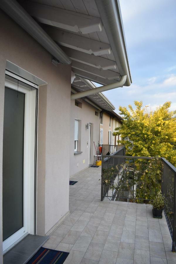 Mimosa Apartments Soiano Del Lago Exterior foto